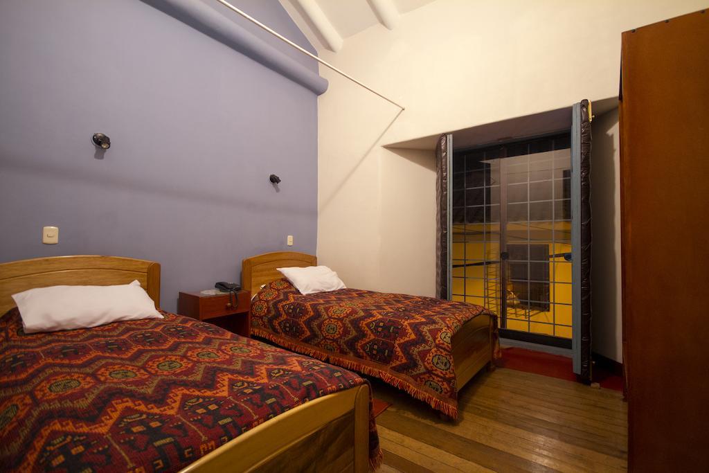 Hostal Suecia I Cusco Ruang foto