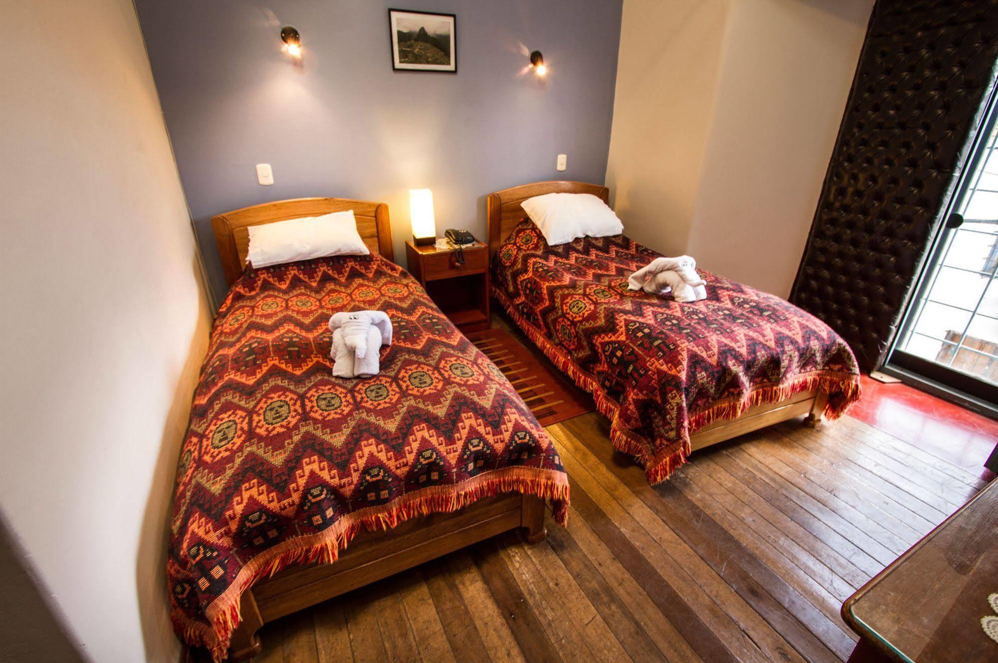 Hostal Suecia I Cusco Bagian luar foto