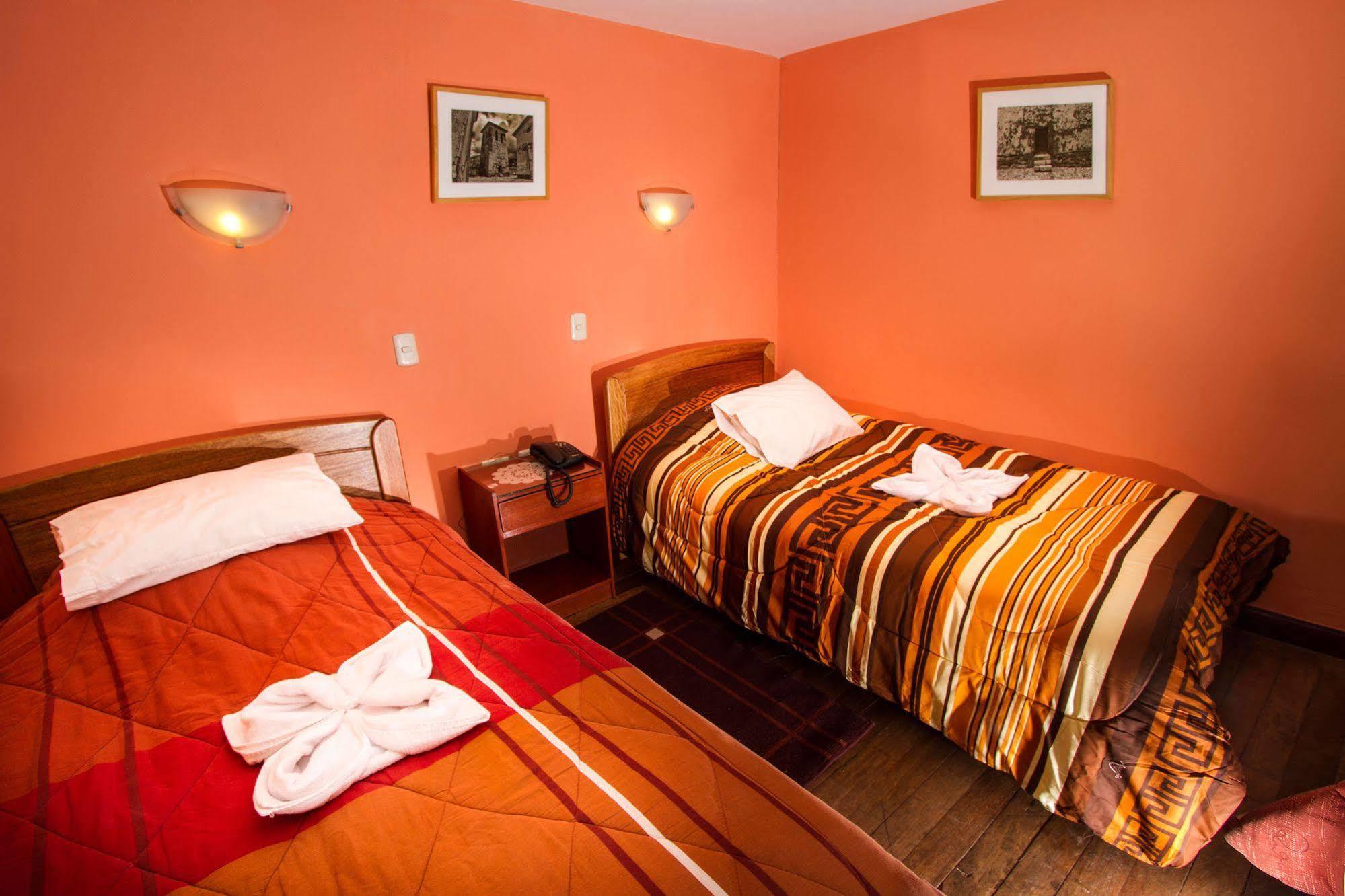 Hostal Suecia I Cusco Bagian luar foto