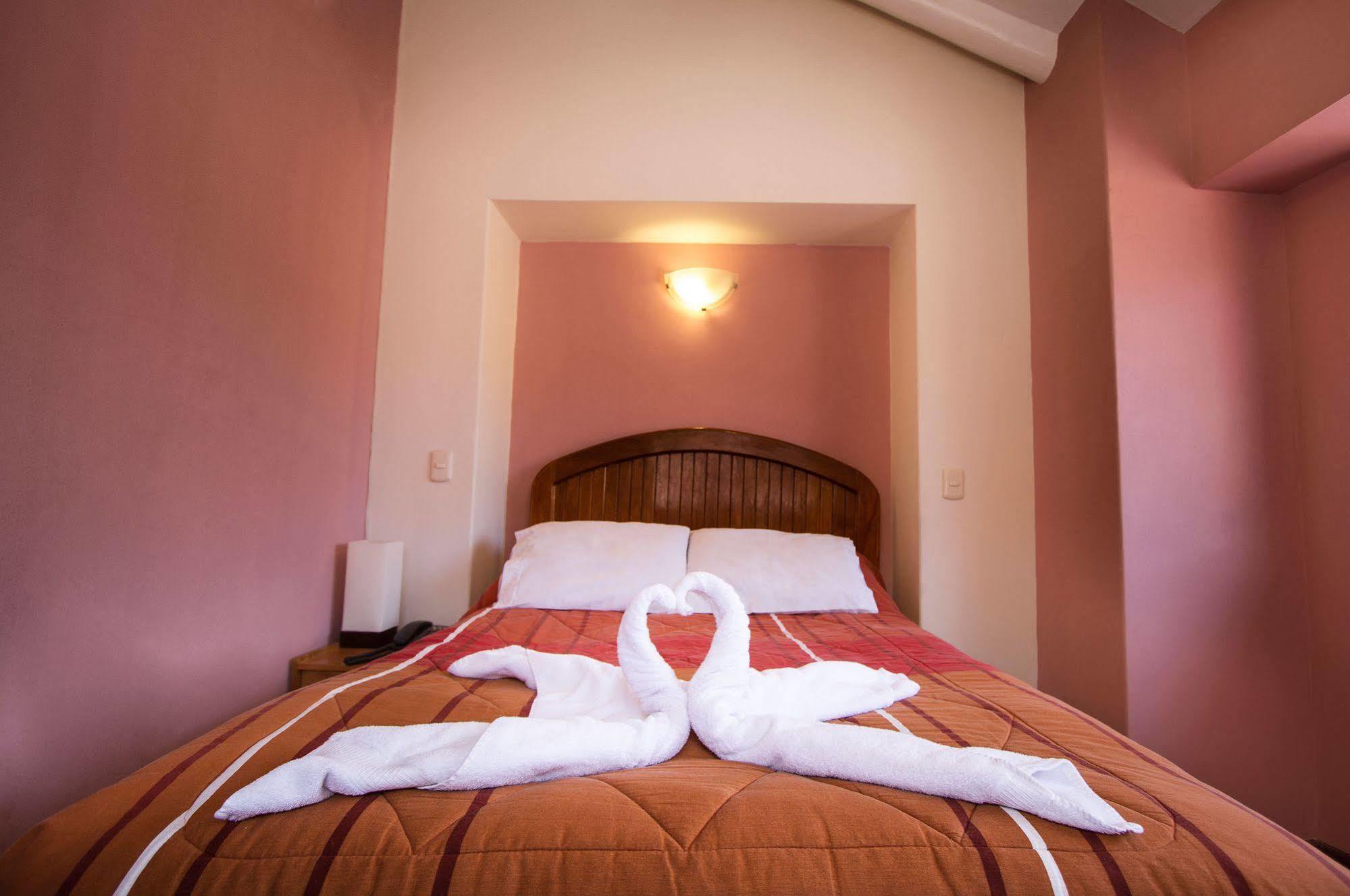 Hostal Suecia I Cusco Bagian luar foto