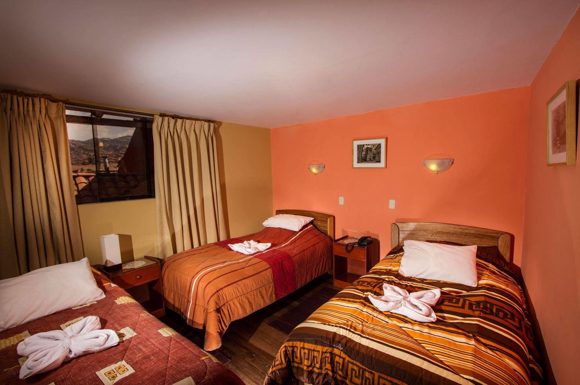 Hostal Suecia I Cusco Bagian luar foto